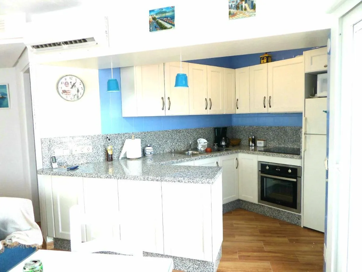 Oasis Carihuela Apartment Torremolinos